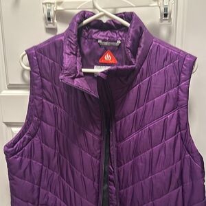 Female best from Columbia - XL